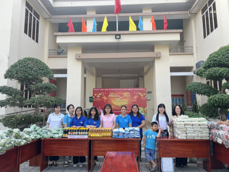 Phường IV, thành phố Tây Ninh tổ chức “Phiên chợ Xuân” 0 đồng cho người nghèo